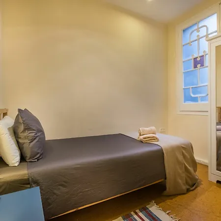 Stylish Arago In The Heart Of Bcn Apartment